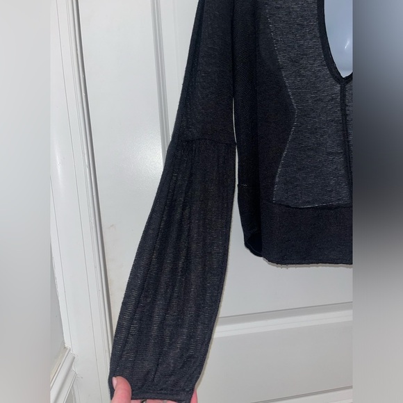 Free people black loose fit layer or layering top w/cutout - Picture 7 of 7